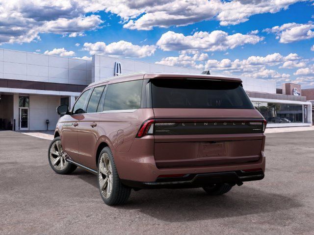 New 2027 Lincoln Navigator L Black Label AWD/4WD image 8