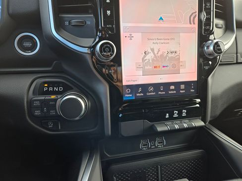 New 2026 RAM 1500 Big Horn AWD/4WD image 22
