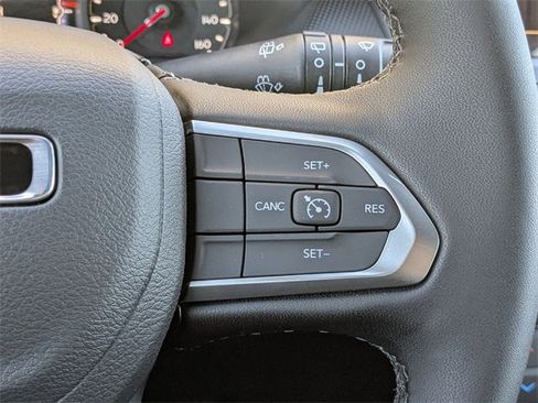 New 2026 Jeep Compass Latitude image 24