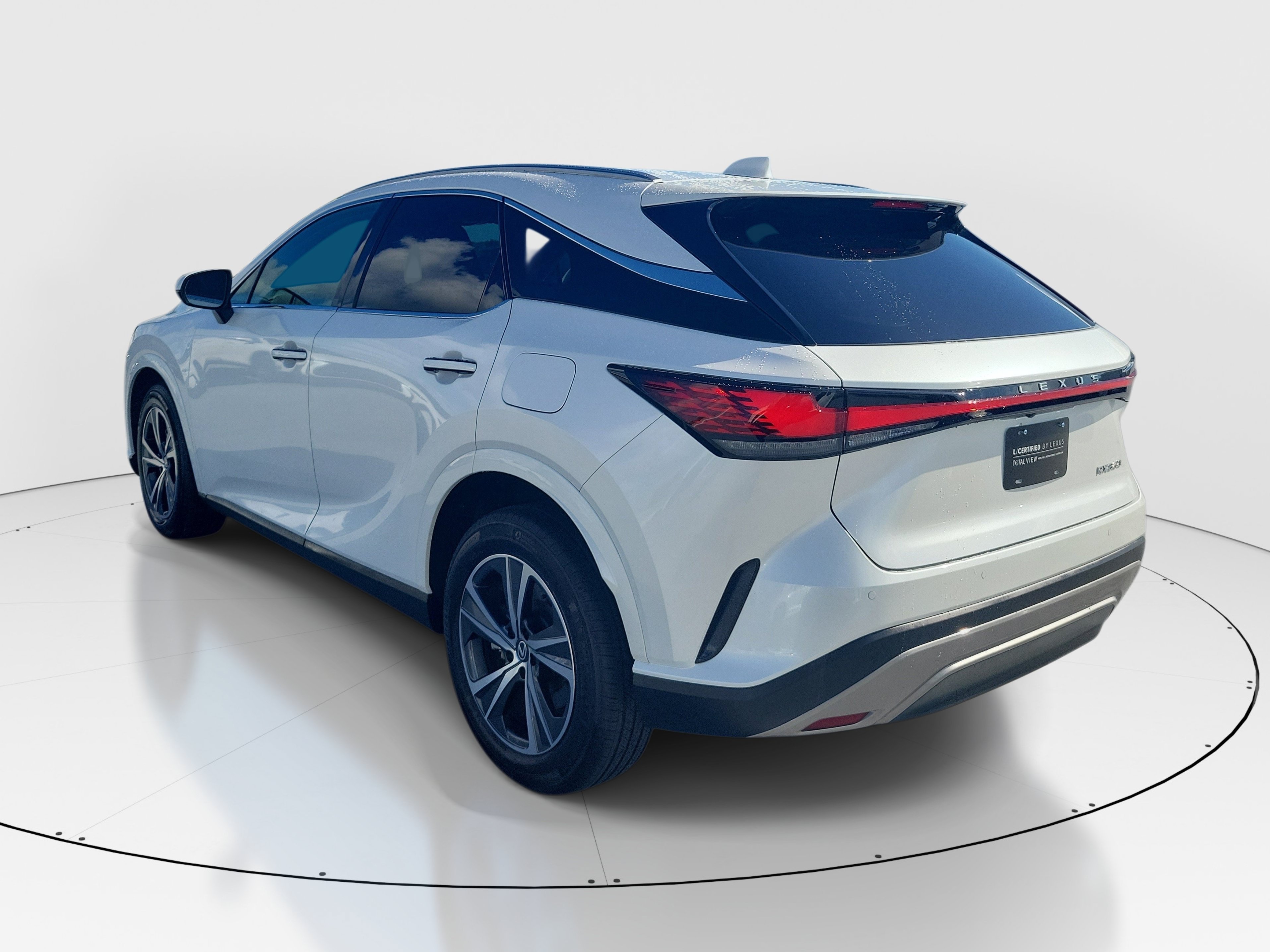 Used 2026 Lexus RX 350 FWD image 4