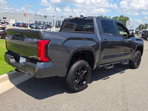 New 2026 Toyota Tundra SR5 AWD/4WD image 12