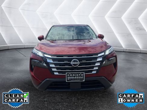 Used 2025 Nissan Rogue SV FWD image 2