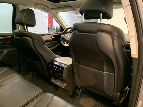 Used 2023 Acura MDX SH-AWD w/ Technology Package image 48