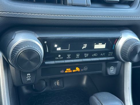 Used 2024 Toyota RAV4 LE image 28