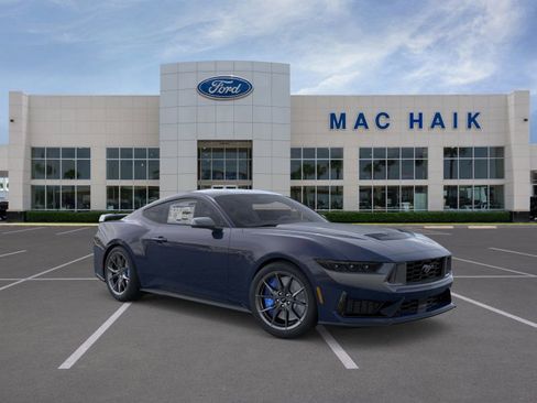 New 2026 Ford Mustang Dark Horse image 7