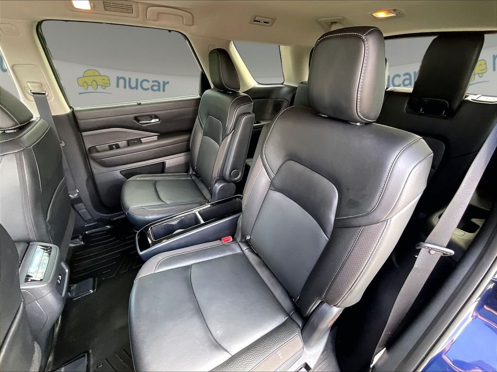 Used 2023 Nissan Pathfinder SL w/ SL Premium Package AWD/4WD image 14
