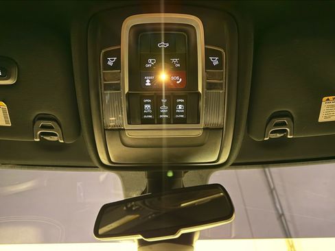 Used 2022 RAM 2500 Limited w/ Towing Technology Group image 22