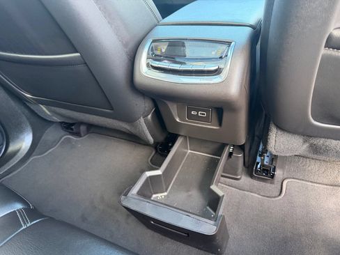 Used 2023 Cadillac XT6 Sport AWD/4WD image 37