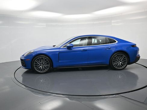 Used 2024 Porsche Panamera 4 image 2
