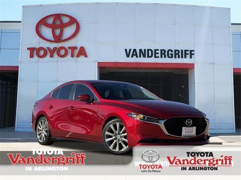 Used 2019 MAZDA MAZDA3 Sedan image 1