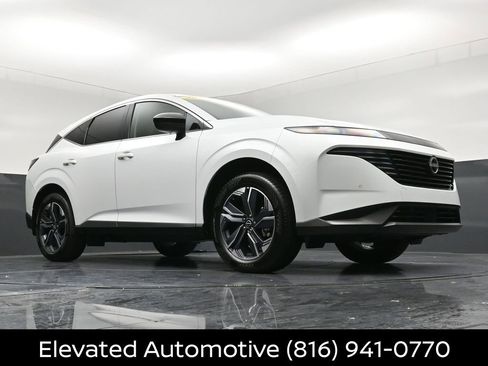 Certified 2025 Nissan Murano SV FWD image 27