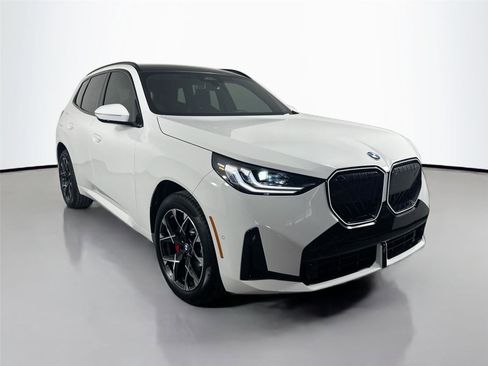 Used 2026 BMW X3 xDrive30i w/ M Sport Package AWD/4WD image 4