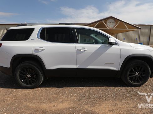 Used 2019 GMC Acadia SLT w/ LPO, Cargo Package image 5