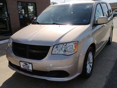Used 2016 Dodge Grand Caravan SXT w/ Rear Park Assist Package