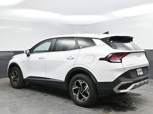 Used 2025 Kia Sportage LX AWD/4WD image 5