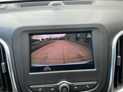 Used 2020 Chevrolet Equinox LT AWD/4WD image 3