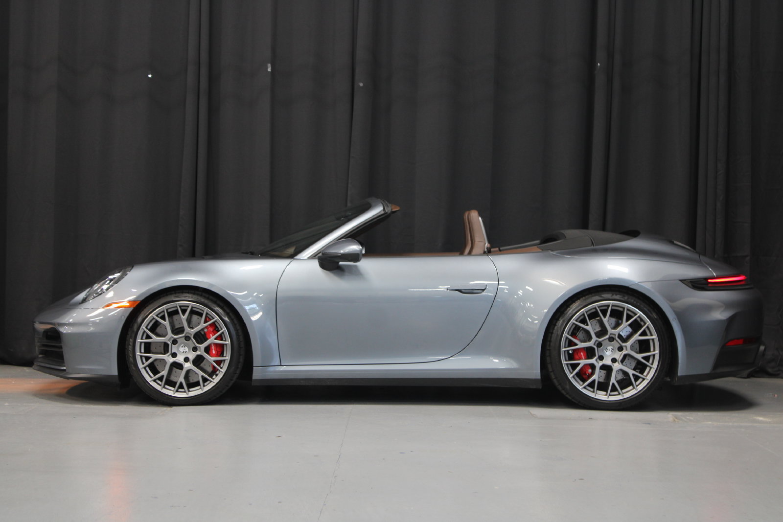 Certified 2026 Porsche 911 Carrera 4S AWD/4WD image 2