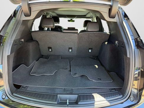 Used 2025 Acura RDX SH-AWD image 8