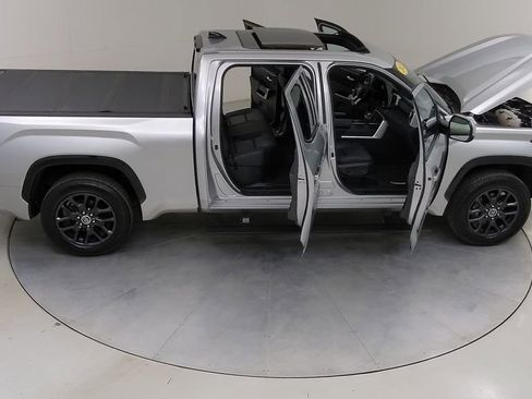 Used 2022 Toyota Tundra Platinum w/ Advanced Package AWD/4WD image 50