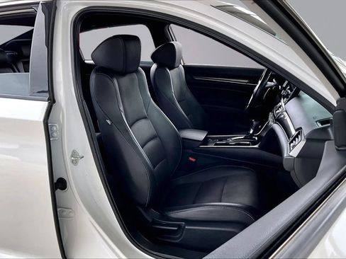 Used 2022 Honda Accord Sport image 25
