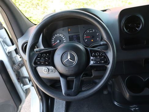 Used 2020 Mercedes-Benz Sprinter 2500 w/ Cargo Protection Package image 24