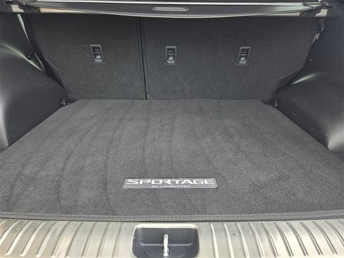 Used 2021 Kia Sportage S image 29