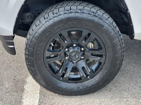 Used 2021 Toyota Tacoma SR image 29