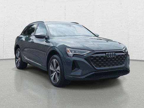 Used 2024 Audi Q8 e-tron Premium AWD/4WD image 3