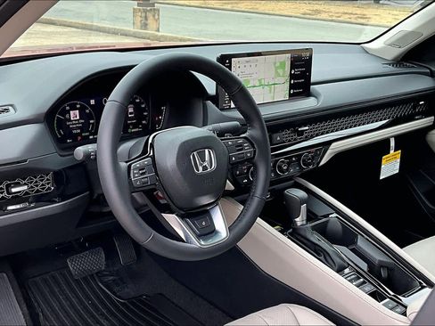 New 2025 Honda Accord Touring image 8