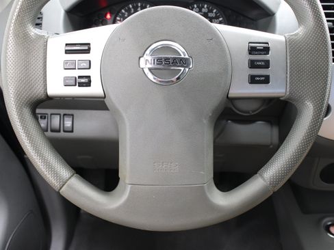 Used 2021 Nissan Frontier SV w/ Midnight Edition Floor Mats RWD image 23