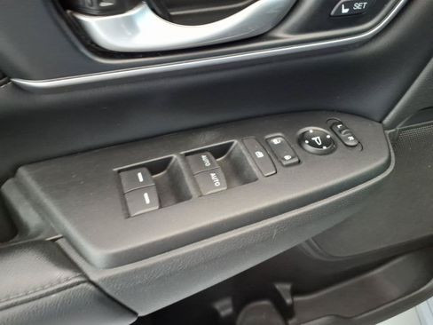 Used 2021 Honda CR-V Touring image 13