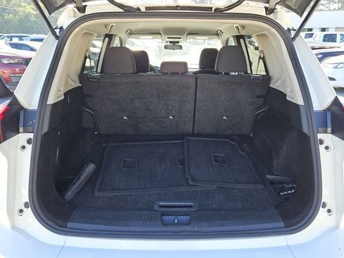 Used 2024 Nissan Rogue S FWD image 12