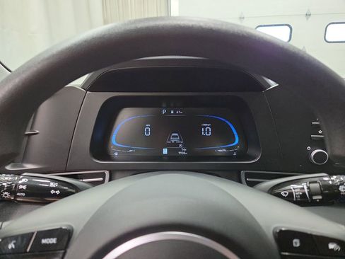 Used 2025 Hyundai Elantra SE FWD image 20