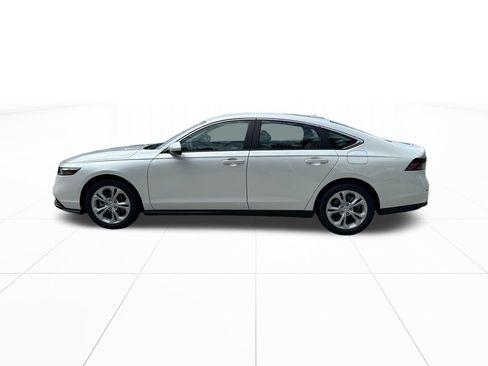Certified 2026 Honda Accord LX image 5