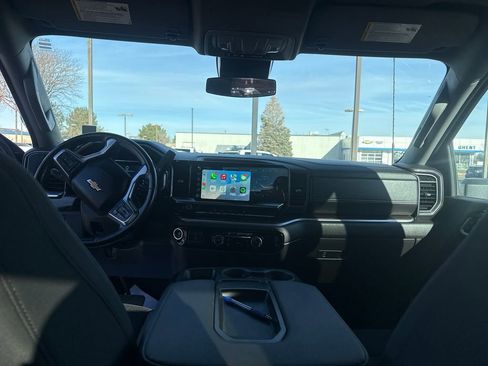 Used 2024 Chevrolet Silverado 2500 LT image 13