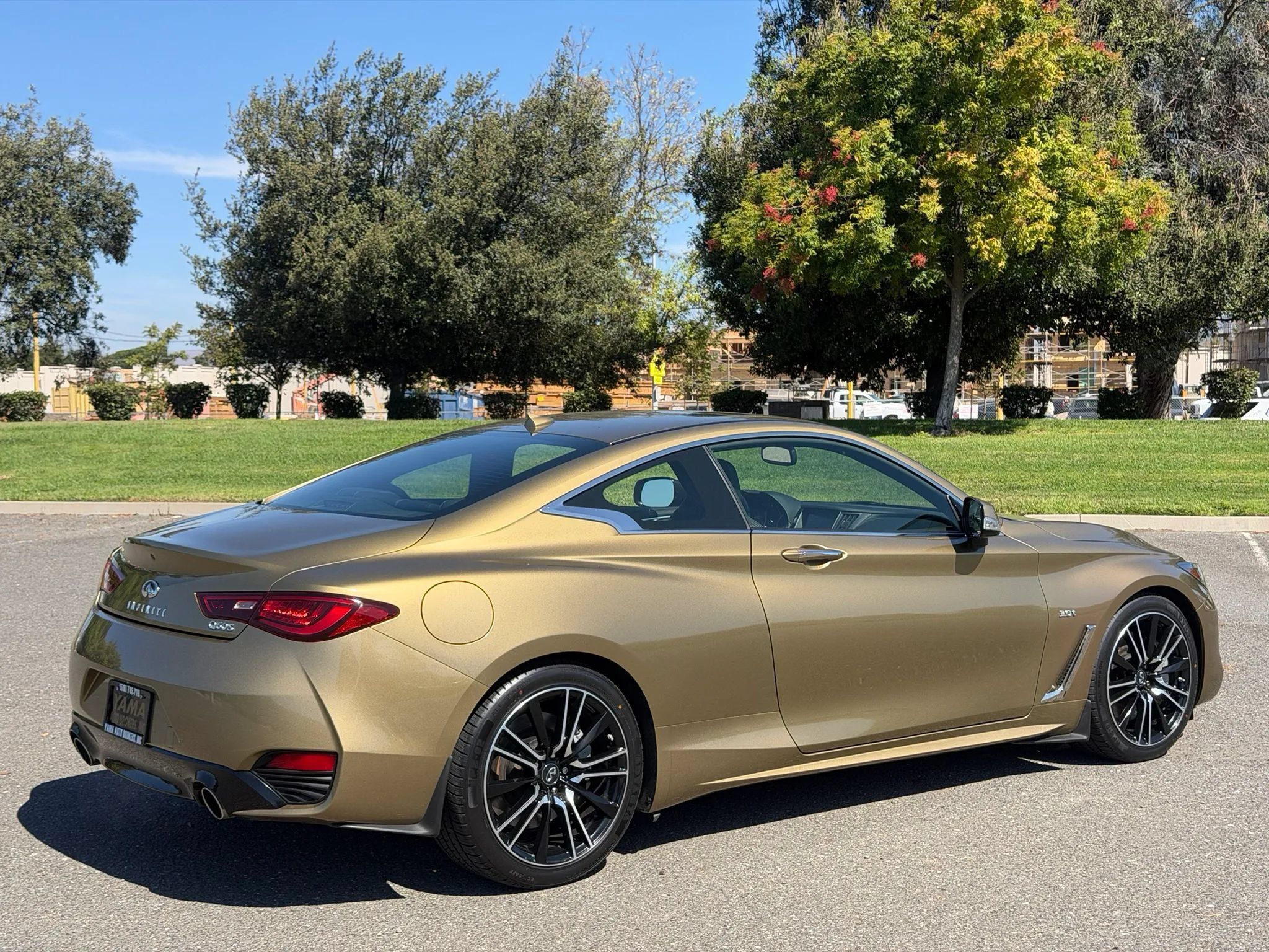 Used 2018 INFINITI Q60 3.0t Sport w/ Sensory Package 3.0T Sport RWD image 5
