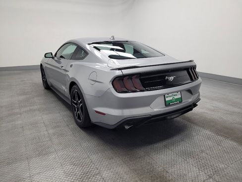 Used 2022 Ford Mustang Coupe w/ Equipment Group 101A RWD image 5