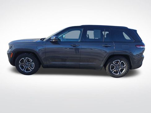 Used 2023 Jeep Grand Cherokee Trailhawk w/ Advanced Protech Group II image 2