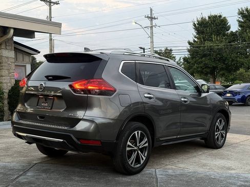 Used 2017 Nissan Rogue SL w/ SL Premium Package AWD/4WD image 5