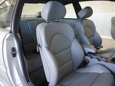 Used 2004 BMW M3 Coupe image 28