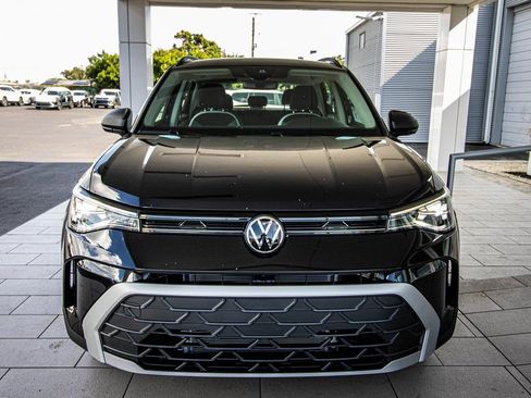 New 2026 Volkswagen Taos S image 7