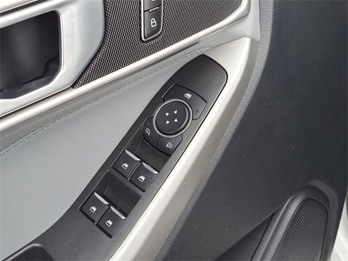 Used 2023 Ford Explorer XLT w/ Equipment Group 202A image 23