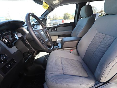 Used 2014 Ford F150 XLT w/ XLT Chrome Package image 2