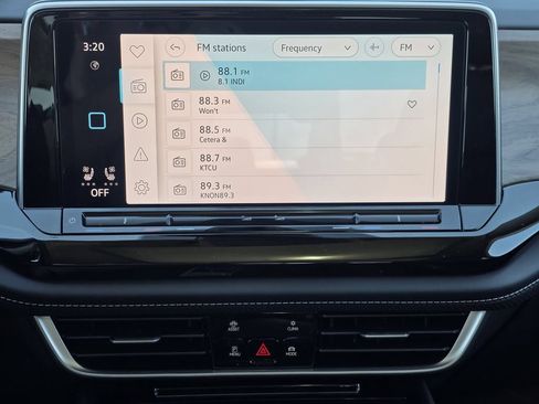 New 2026 Volkswagen Atlas SE FWD image 14