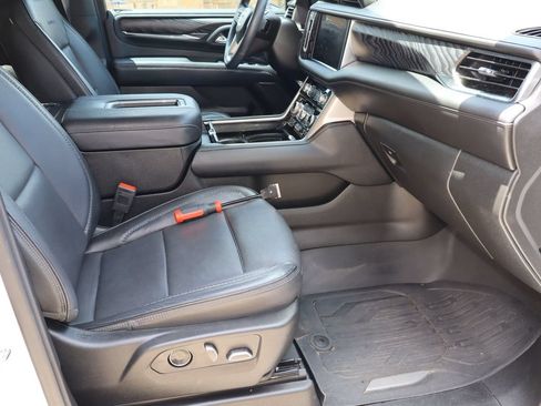 Used 2023 GMC Yukon Denali RWD image 18
