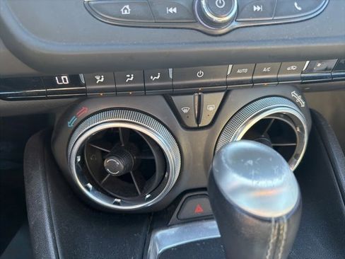 Used 2023 Chevrolet Camaro LT image 7