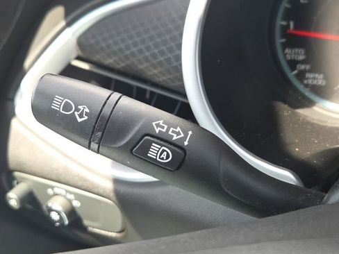 Used 2023 Chevrolet Malibu LT image 37