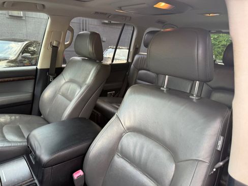 Used 2009 Toyota Land Cruiser image 45