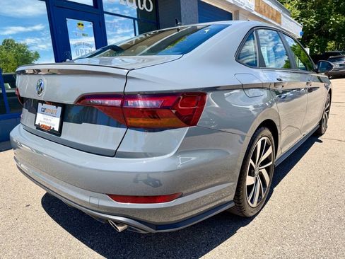 Used 2019 Volkswagen Jetta GLI Autobahn FWD image 9