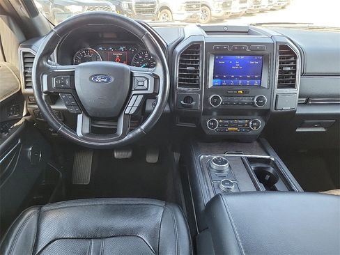 Used 2020 Ford Expedition Limited image 11